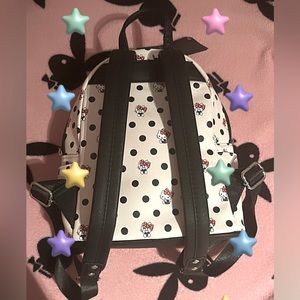 MINI HELLO KITTY🐱🎀 BACKPACK BY LOUNGEFLY🪽🍭